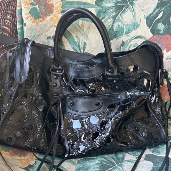 Balenciaga Patent Embossed Classic City - SOLD - Picture 1 of 12